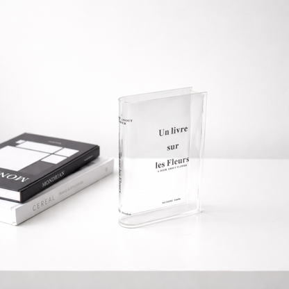 Lucen Clear Acrylic Vase