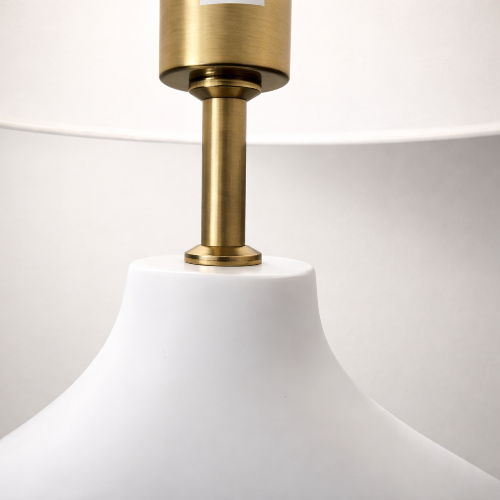 Lune Resin Lamp