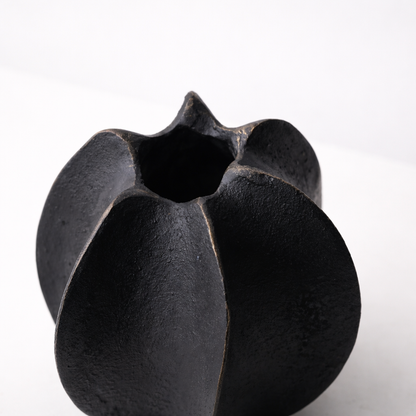 Obsidian Bloom Sculpture Set