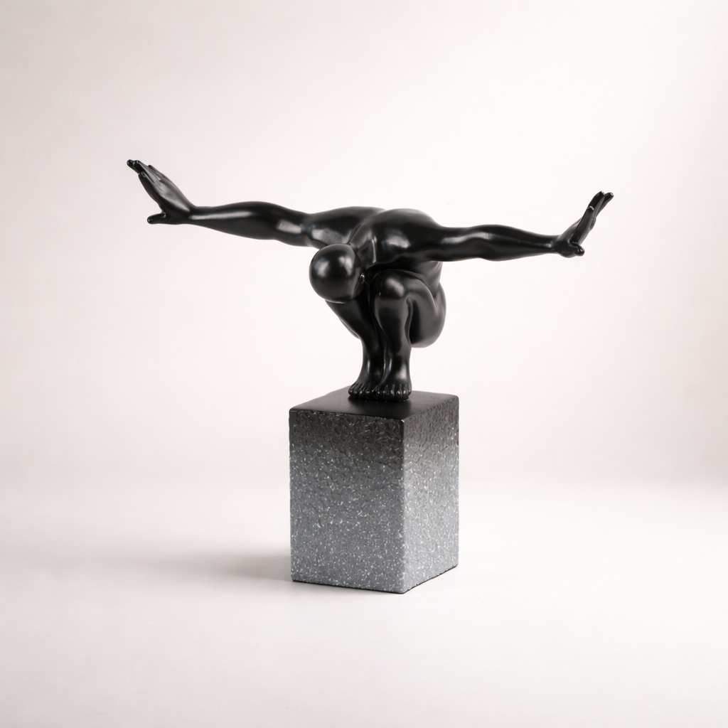 Kairen Resin Sculpture