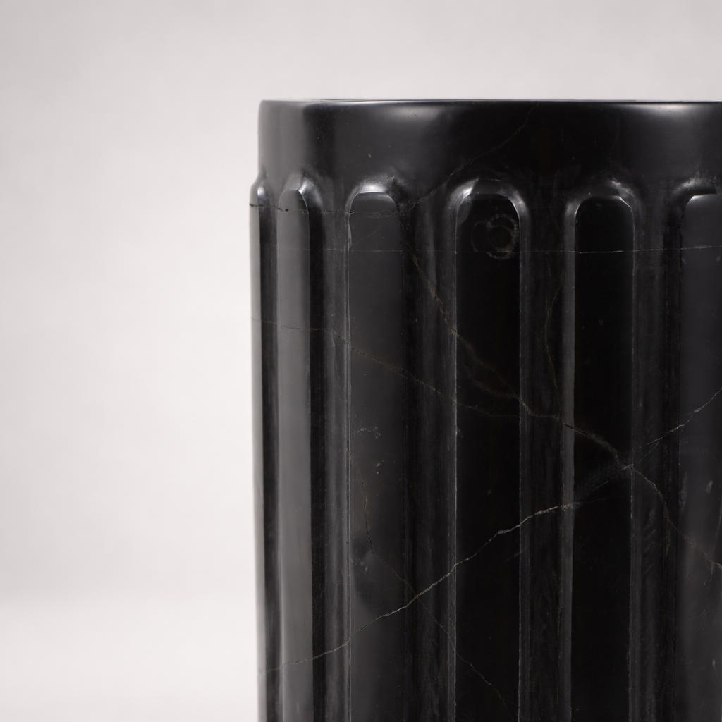 Neris Black Marble Vase and Tray